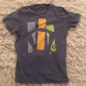 Cute lululemon men’s shirt